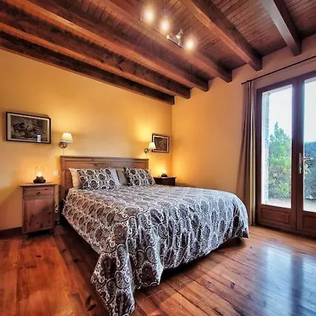 Le Nid Du Bouvreuil *